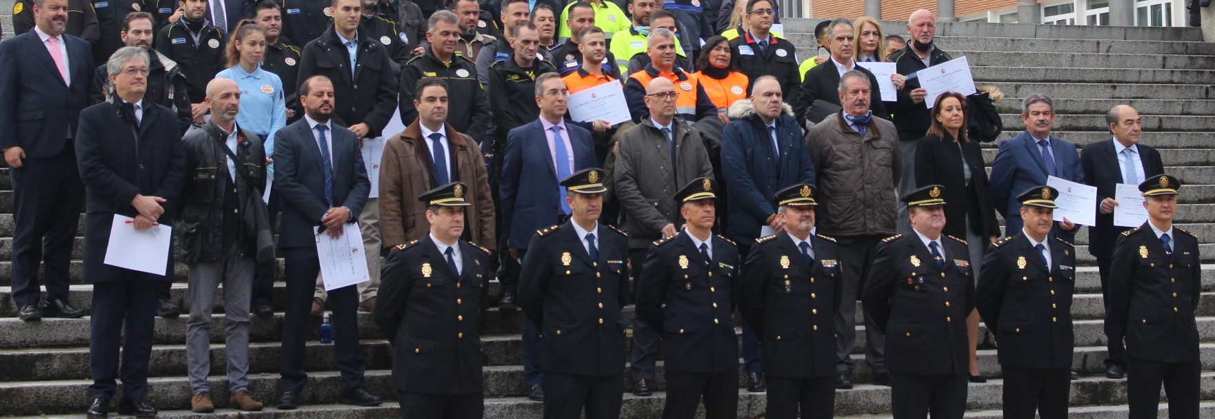 mencion-honorifica-angel-olleros-policia